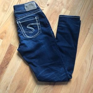 Silver Jeans Mid Rise Suki Skinny